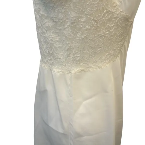 Vintage 1950s Barbizon Ivory Taffreda Full Slip Antique Retro Glam Rockabilly