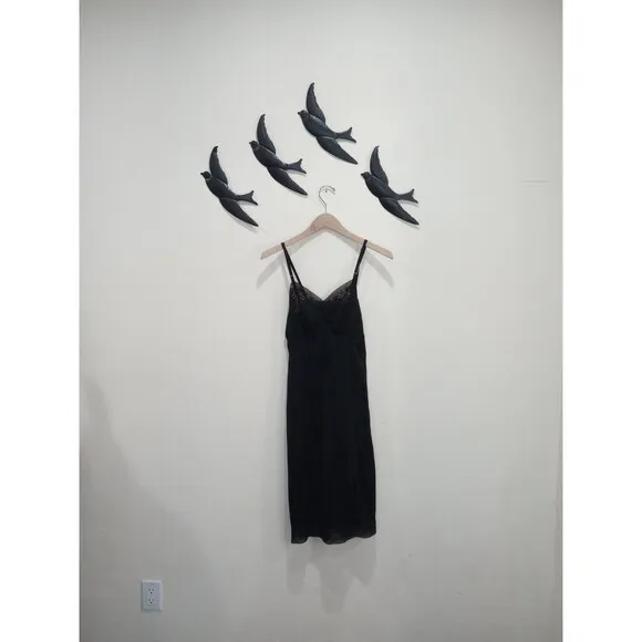 Vintage 1950's Vanity Fair Black Slip  - Size 32 / XS - S