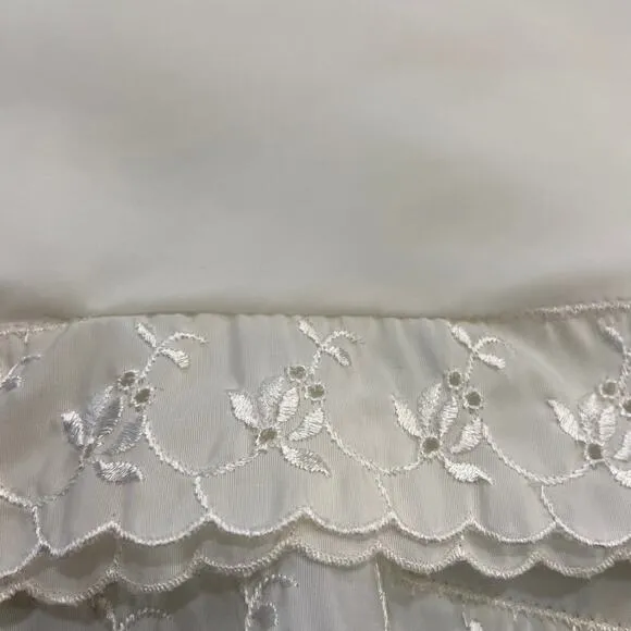 Vintage 60s Ariel Barbizon Tafredda White Bias Cut Side Zip Full Slip Size XS