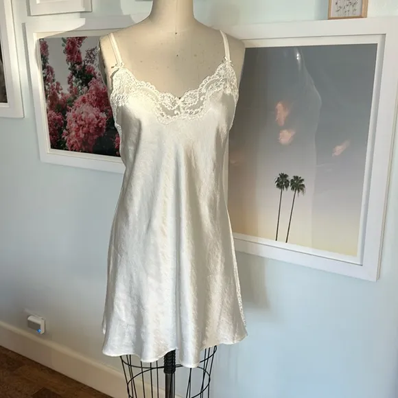 Vintage 90s slip chemise