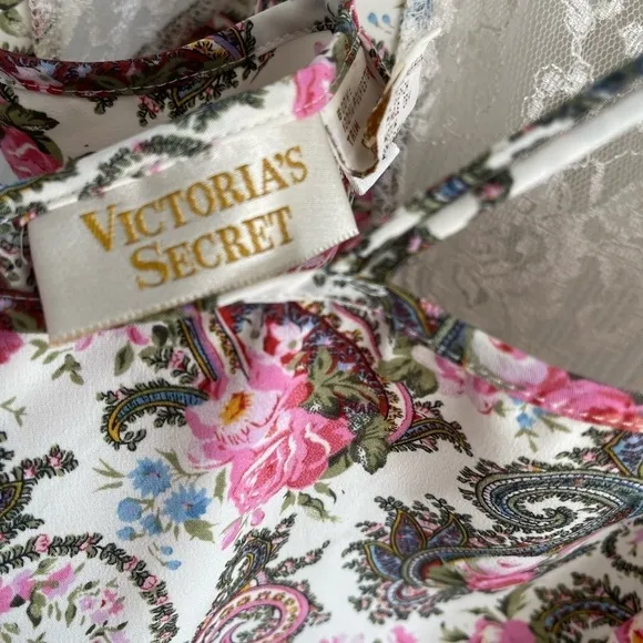 Vintage gold label Victoria Secret slip dress Y2K