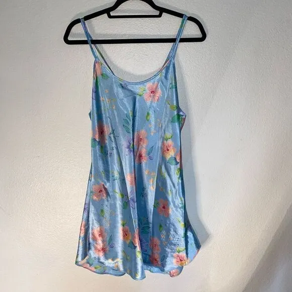 Vintage Kathryn Pastel Blue Floral Print Chemise