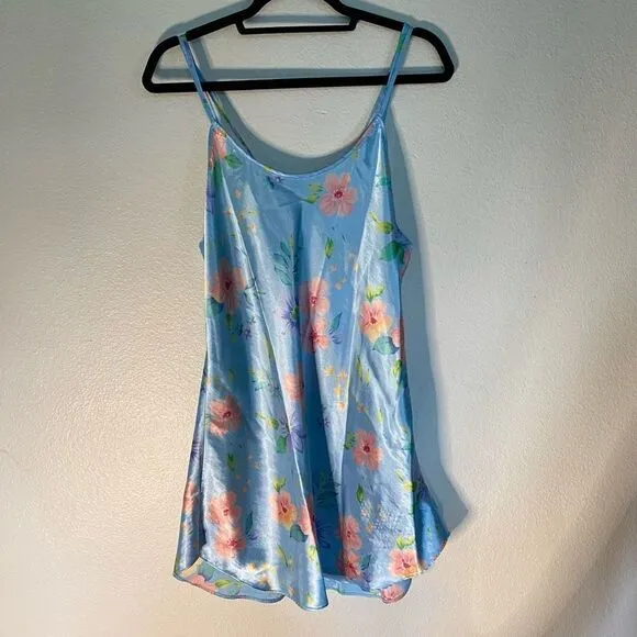 Vintage Kathryn Pastel Blue Floral Print Chemise