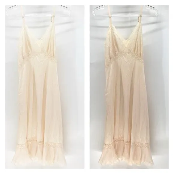 Vintage slip dress adjustable straps pink peach lace pleated details 50s cottage