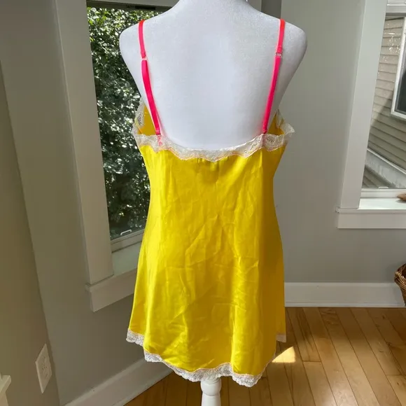 Vintage Victoria’s Secret Yellow White Hot Pink Lace Slip Dress Chemise Sz Large