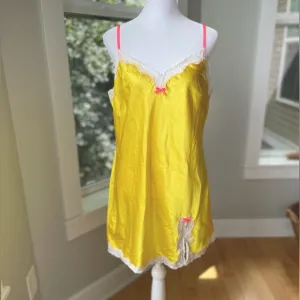 Vintage Victoria’s Secret Yellow White Hot Pink Lace Slip Dress Chemise Sz Large