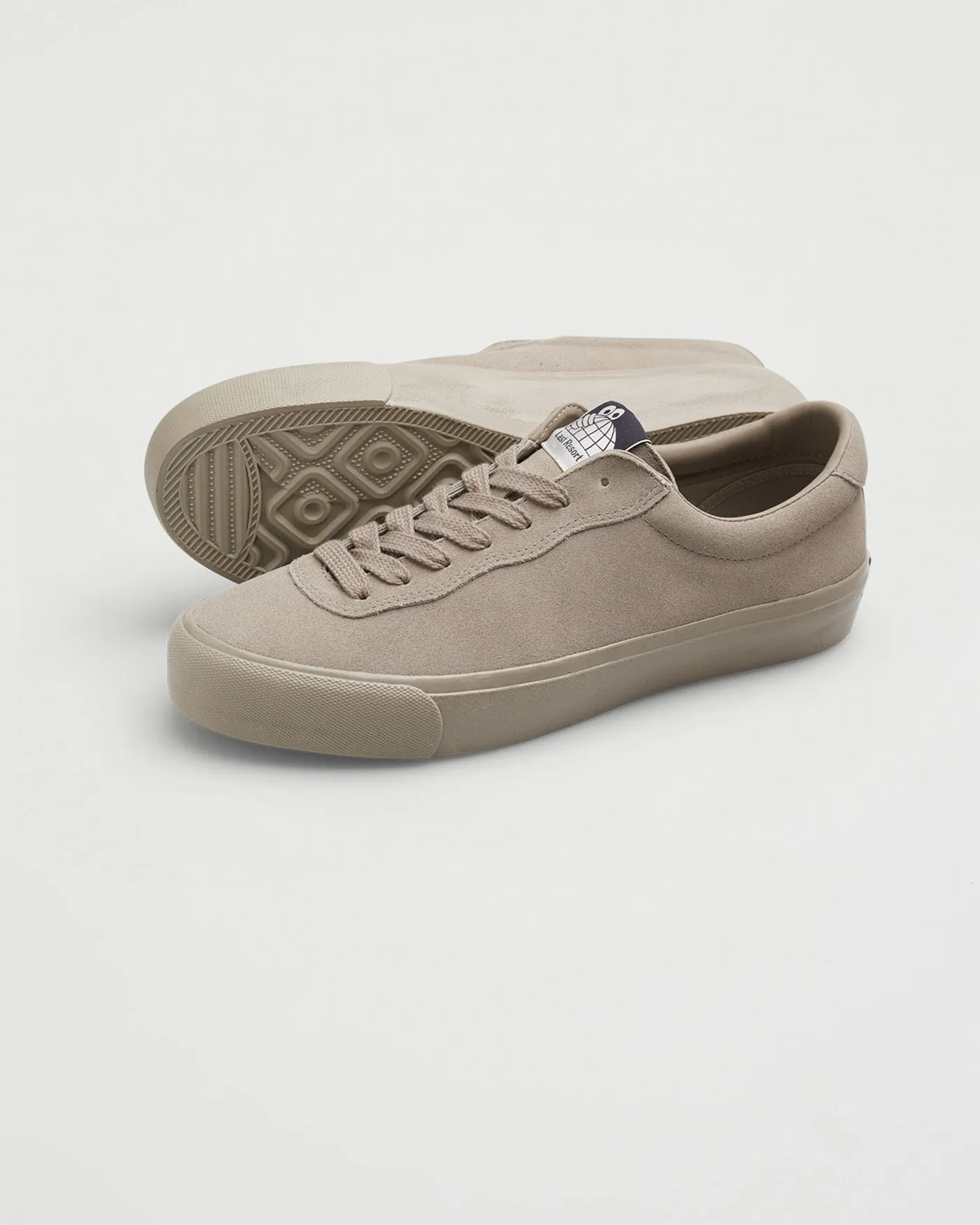 VM001 Lo Suede Full Dip Silver Birch