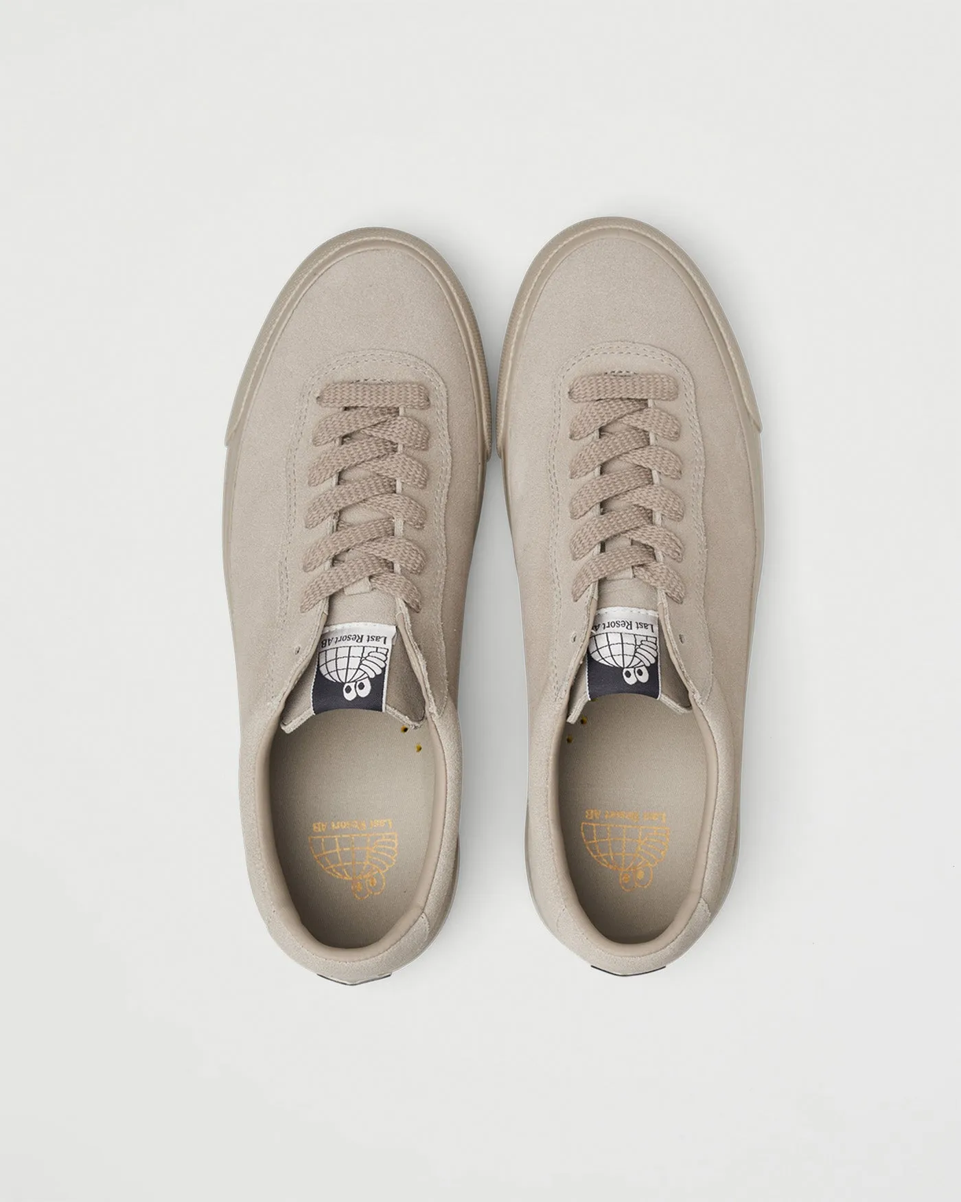 VM001 Lo Suede Full Dip Silver Birch