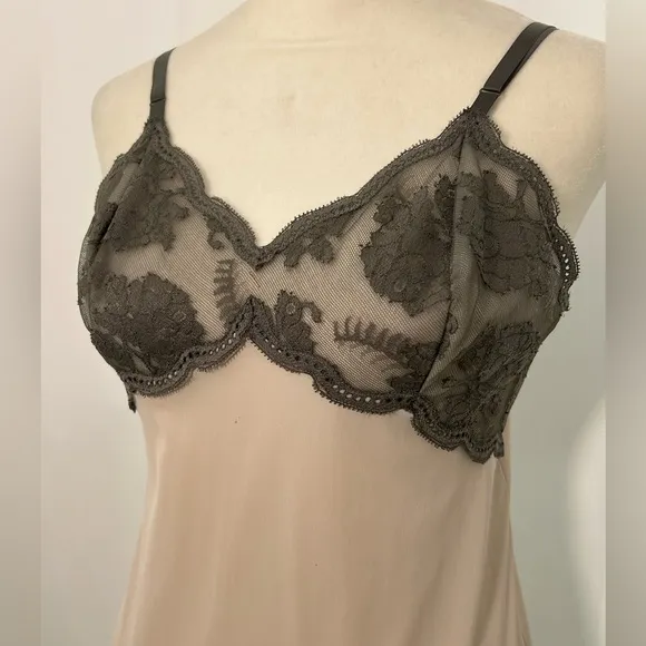 VTG 60s VANITY FAIR Lace Slip Dress