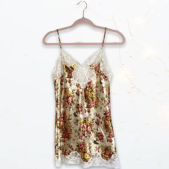 VTG Oscar De La Renta (M) Floral Satin Chemise