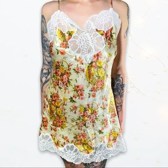 VTG Oscar De La Renta (M) Floral Satin Chemise