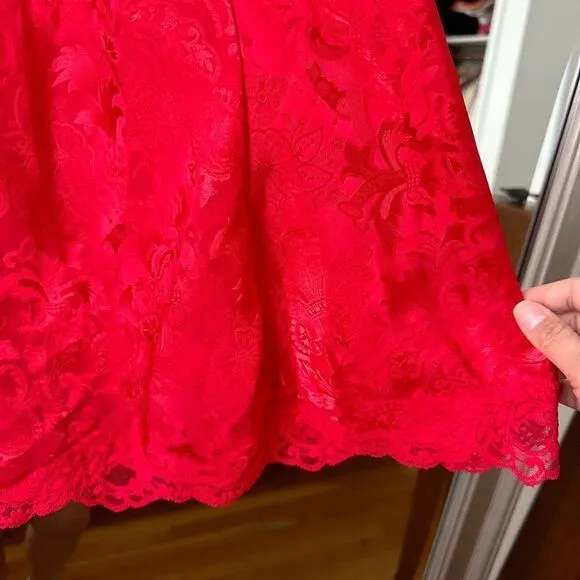 VTG Victoria’s Secret gold slip dress