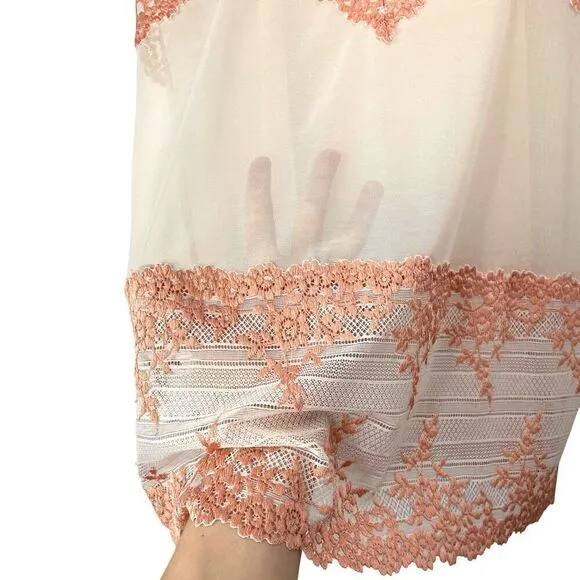 Wacoal Embrace Lace embroidered tulle slip chemise dress Size XL cream peach