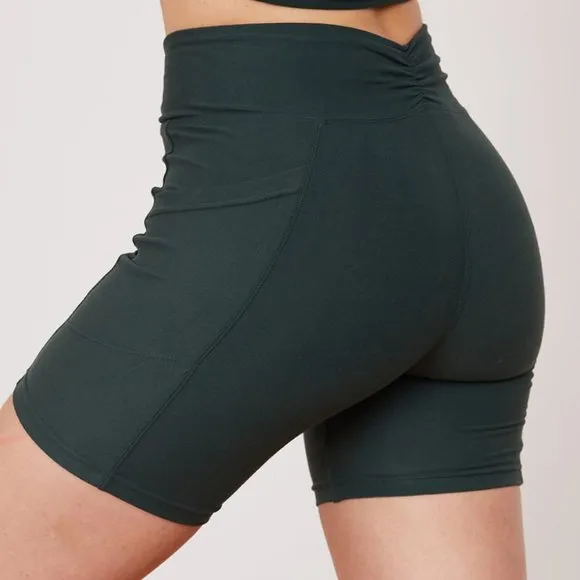 WOLVEN Thyme Thyme Midi Bike Short NWT