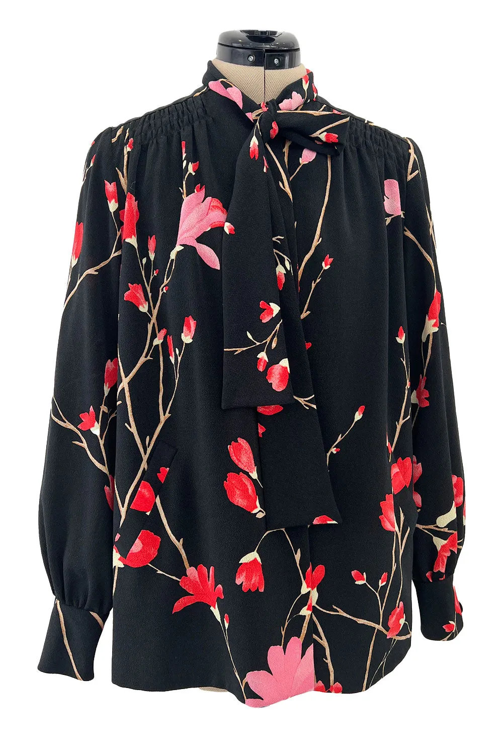 Wonderful 1980s Hanae Mori Vibrant Floral Print Silk Crepe Swing or Tent Jacket