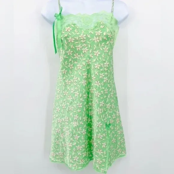 Y2K Victoria's Secret Angels Chemise Slip Dress Size Small Green Floral Lace